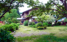 ひおき外観中庭