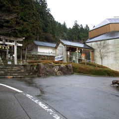 高賀神社円空館